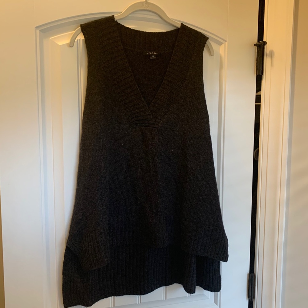 Acrobat Sweater Top Size XS